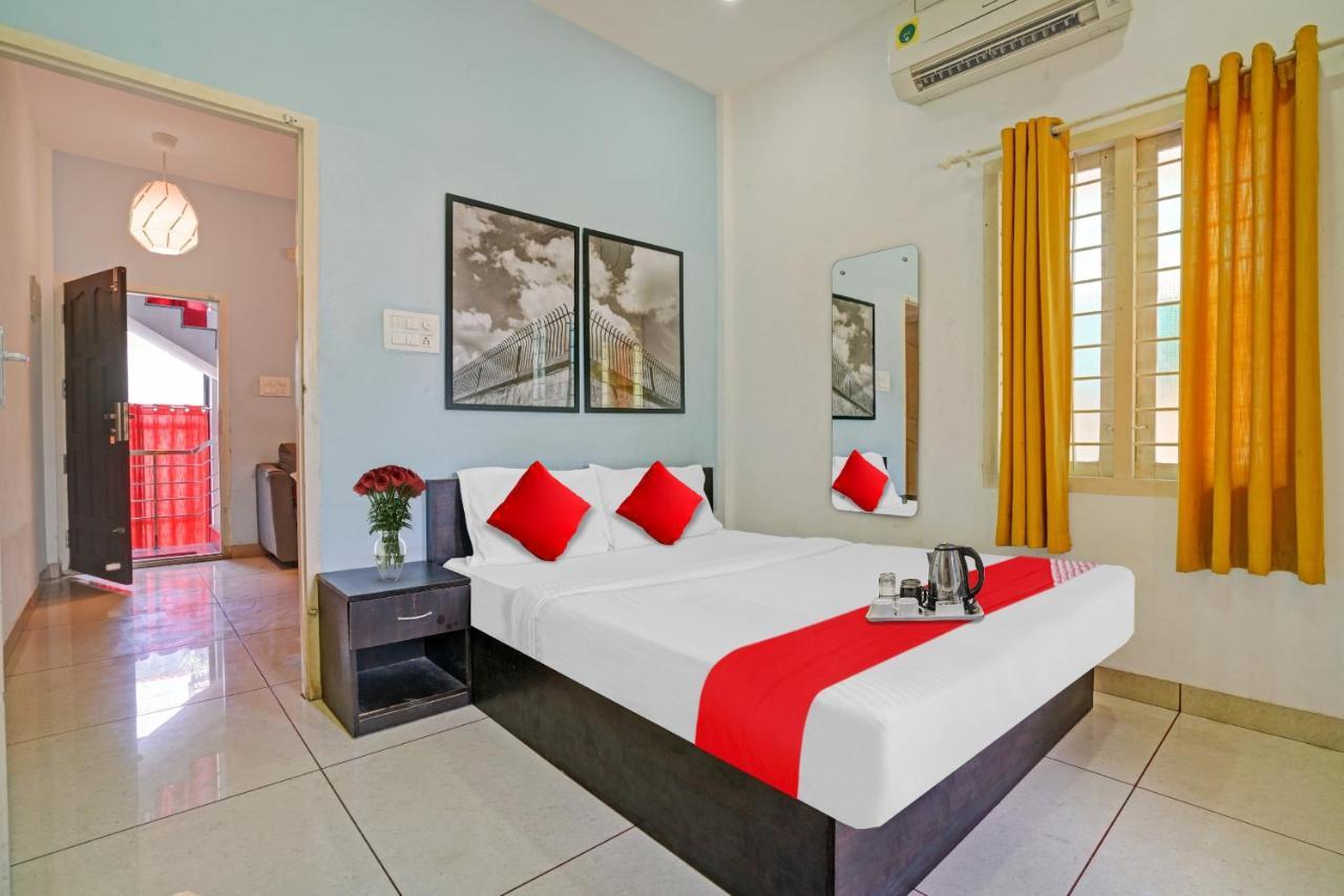 Oyo Thykoodam Sleep Inn Kochi Kültér fotó
